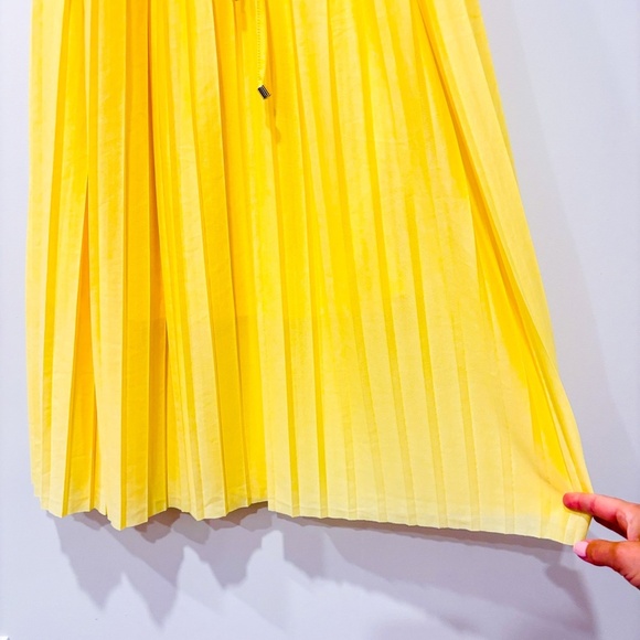 ONLY Yellow pleated midi dress - Picture 8 of 8